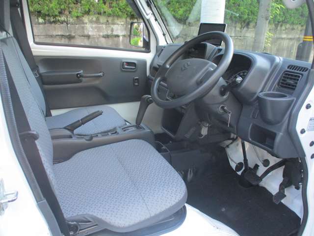 Suzuki Carry 2
