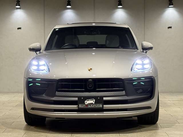 Porsche Macan 12