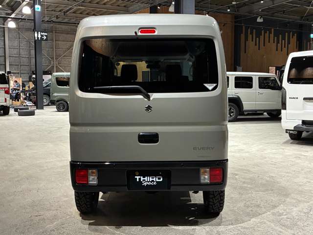 Suzuki Every 9