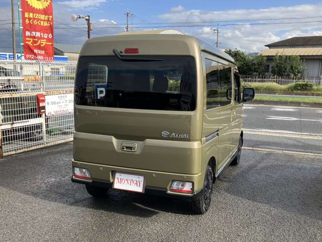 Daihatsu Atrai 6