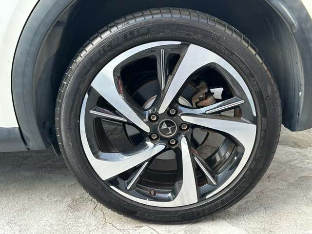 DS Automobiles DS 7 Crossback 7