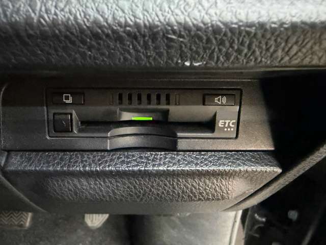Toyota Noah 12
