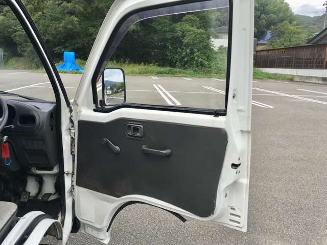 Daihatsu Hijet Pickup 12