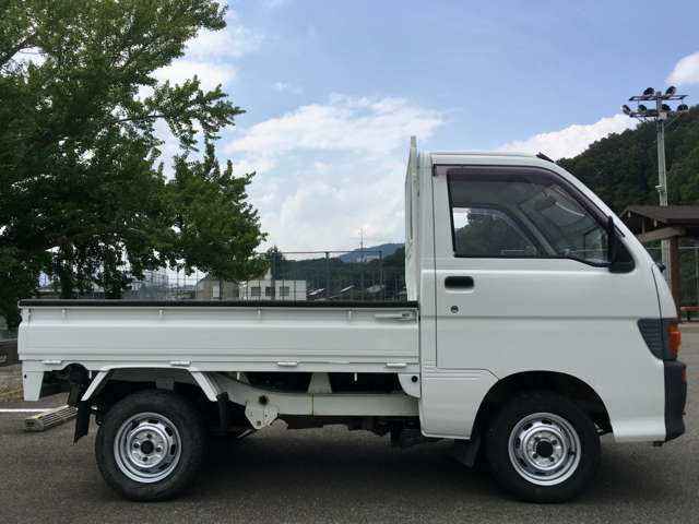 Daihatsu Hijet Pickup 8