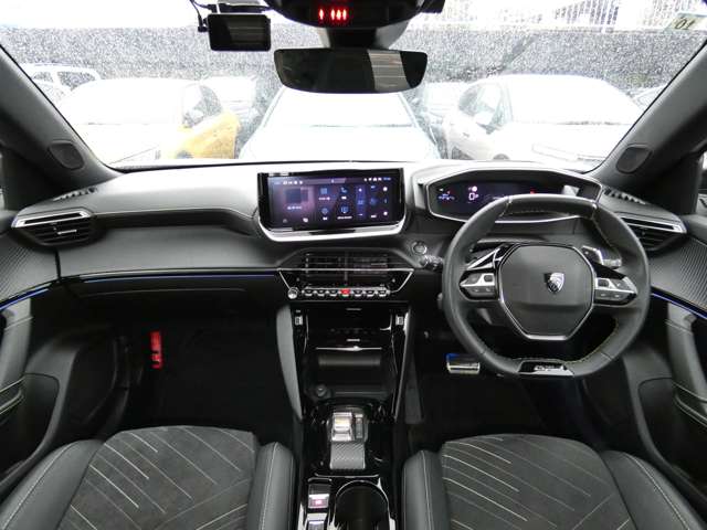 Peugeot SUV 2008 5