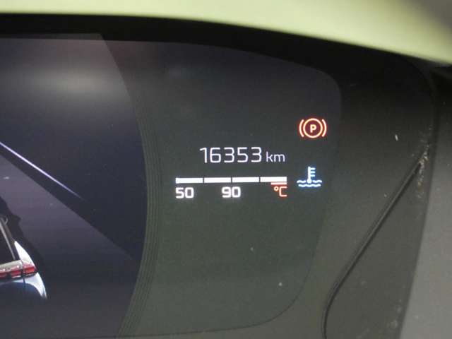 Peugeot SUV 2008 7