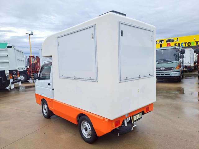 Nissan Clipper 6