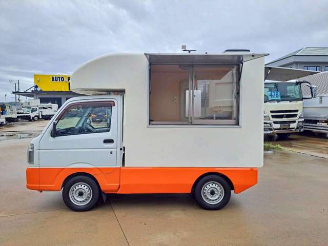 Nissan Clipper 10