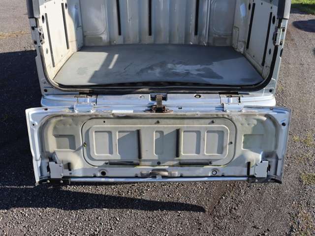 Daihatsu Hijet Deck Van 12