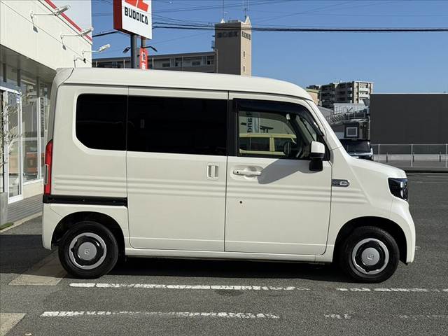 Honda N-VAN 12