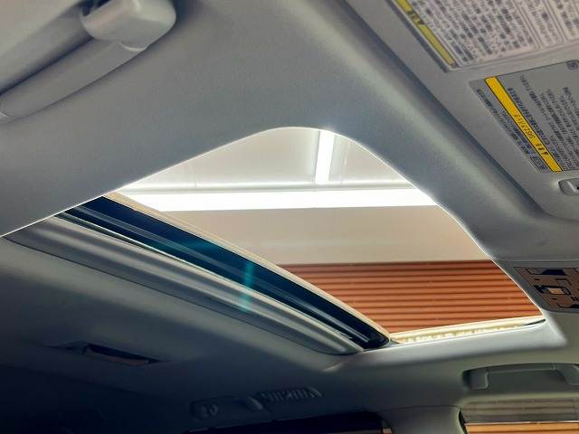 Lexus LX 6