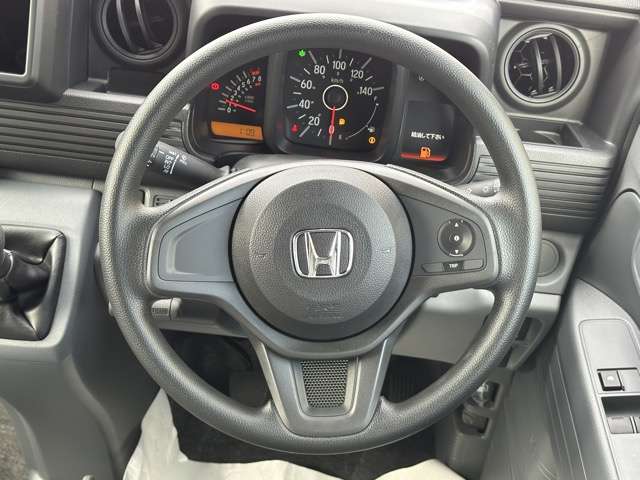 Honda N-VAN 8