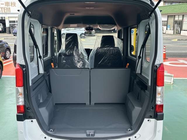 Honda N-VAN 10