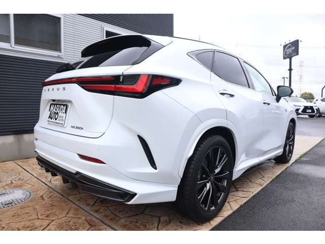 Lexus NX 7
