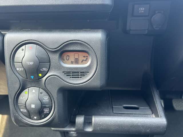 Toyota Probox Van 7