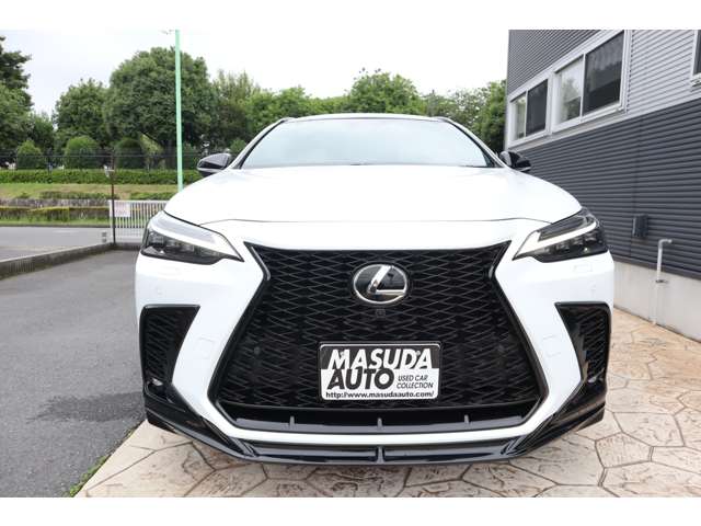 Lexus NX 2