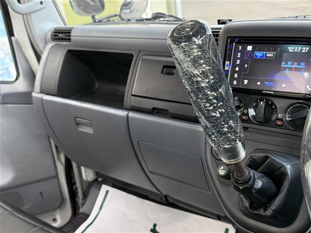 Mitsubishi Fuso Canter 3