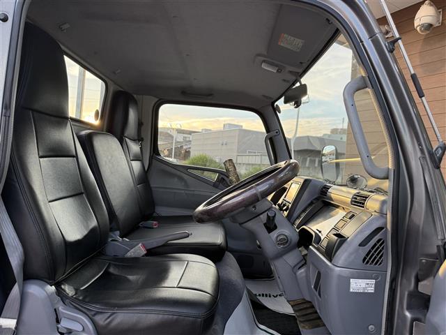 Mitsubishi Fuso Canter 8