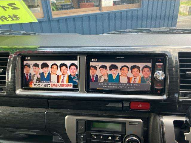 Toyota Hiace 2