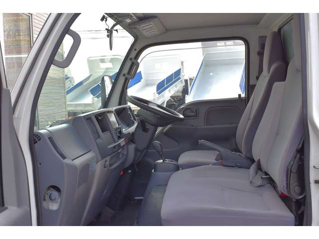 Isuzu Elf 11