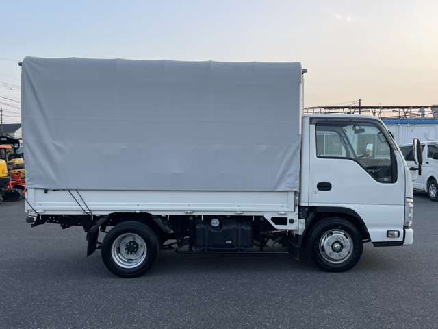 Isuzu Elf 4