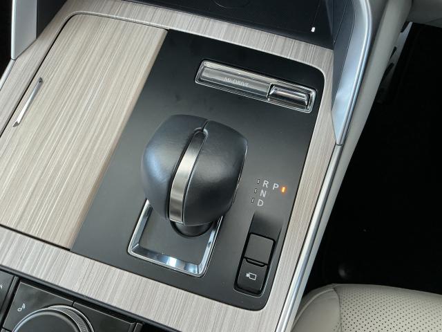 Mazda CX-60 8