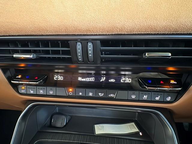 Mazda CX-60 8
