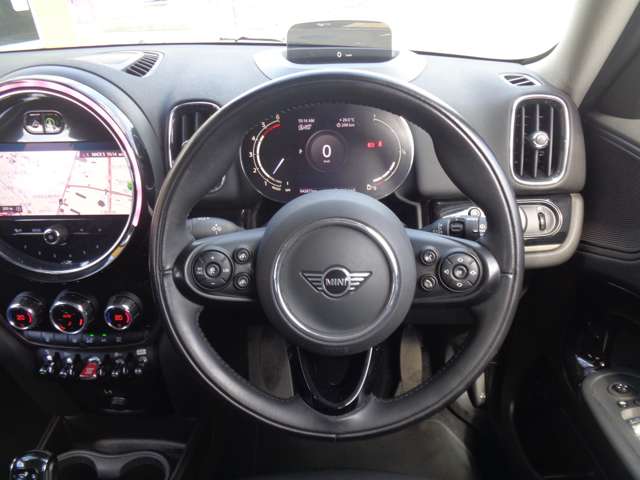 MINI Crossover 5