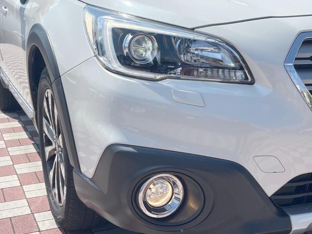 Subaru Legacy Outback 12