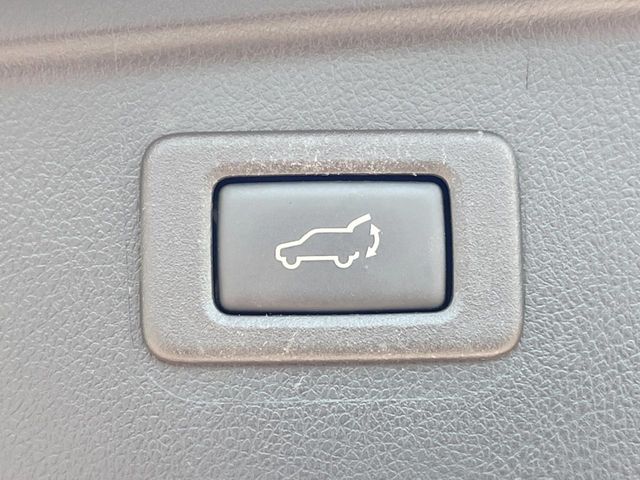 Subaru Legacy Outback 3