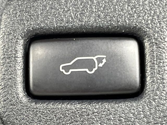 Lexus NX 8