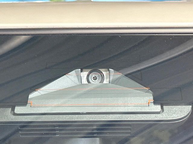 Toyota Hiace Van 6