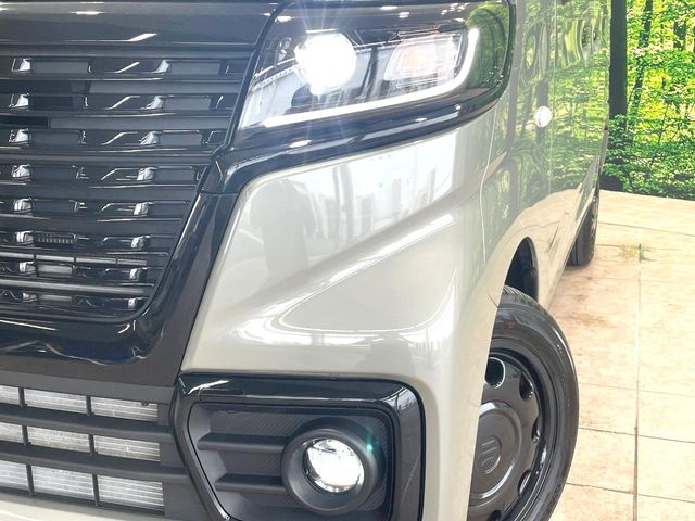 Suzuki Spacia Base 12