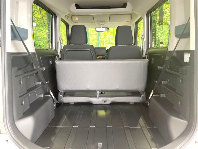 Suzuki Spacia Base 10