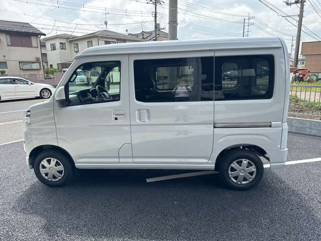 Daihatsu Hijet Cargo 11