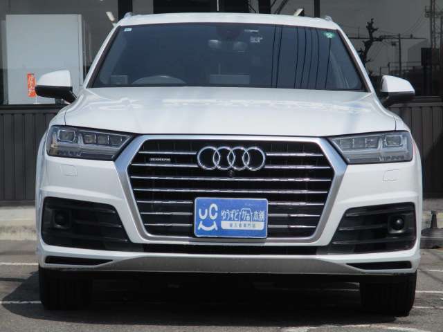 Audi Q7 10