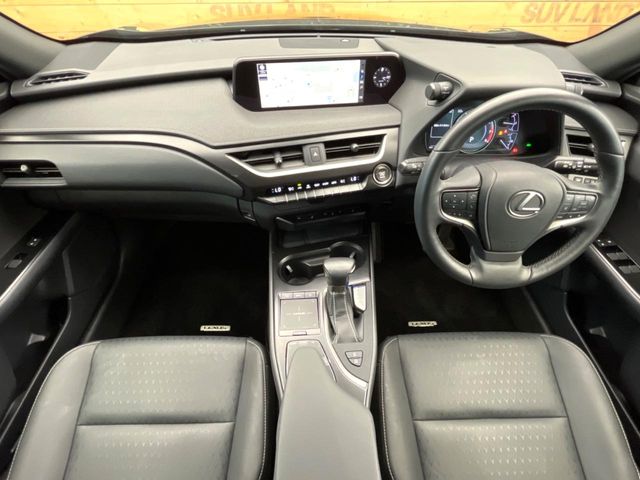 Lexus UX 2