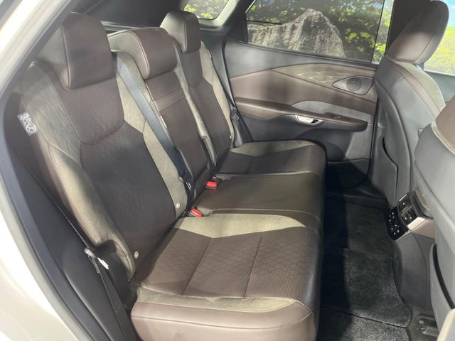 Lexus RX 10