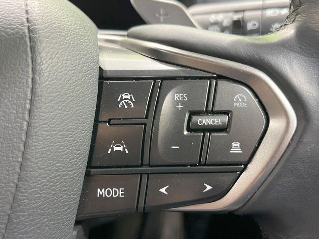 Lexus LBX 6