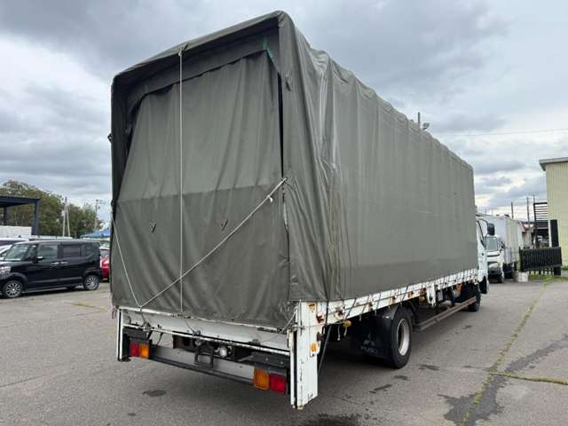 Mitsubishi Fuso Fighter 11
