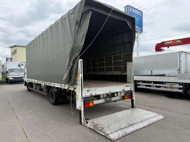 Mitsubishi Fuso Fighter 7