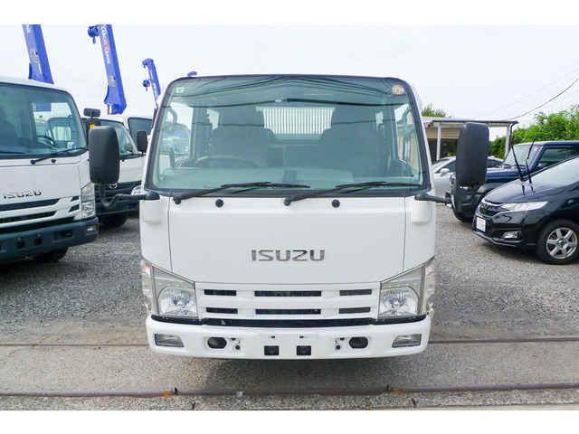 Isuzu Elf 2