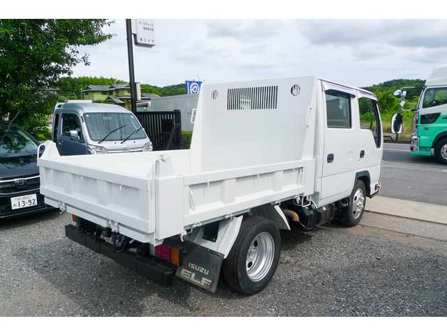 Isuzu Elf 4
