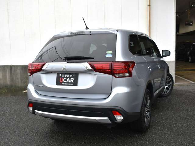 Mitsubishi Outlander 7