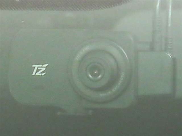 Toyota Vellfire 3