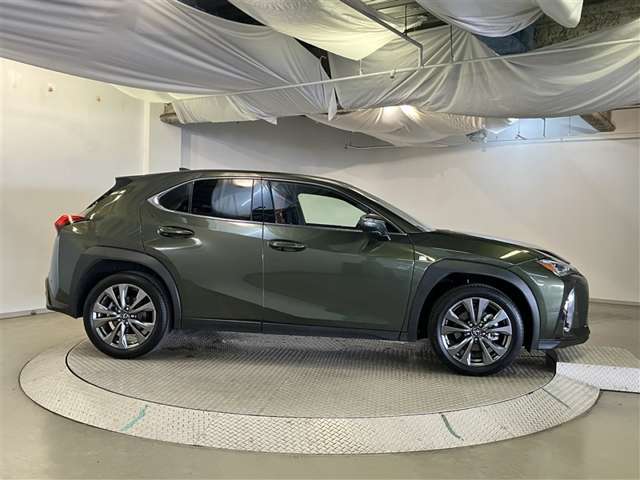 Lexus UX 5