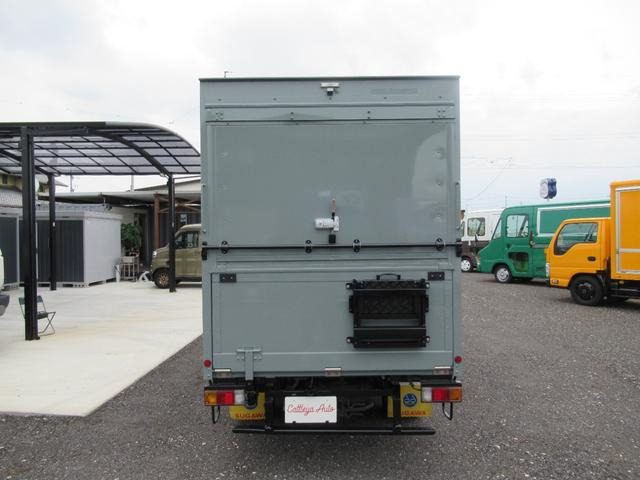 Mazda Bongo Truck 12