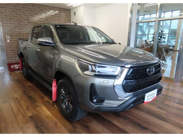 Toyota Hilux 5