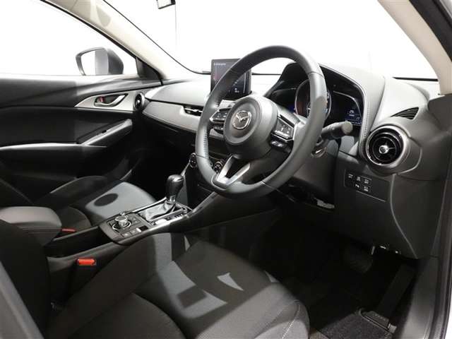Mazda CX-3 6