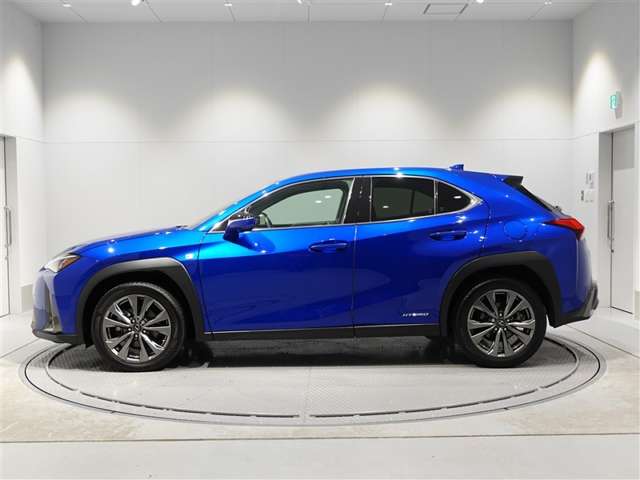 Lexus UX 3